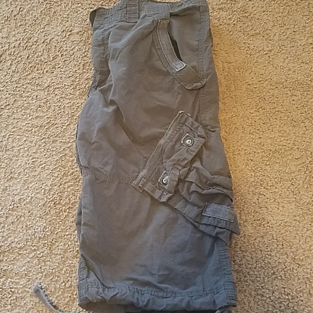 🎈REQUEST🎈GRAY CARGO SHORTS